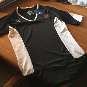 NWT Mizuno DryLite Performance Volleyball Shirt